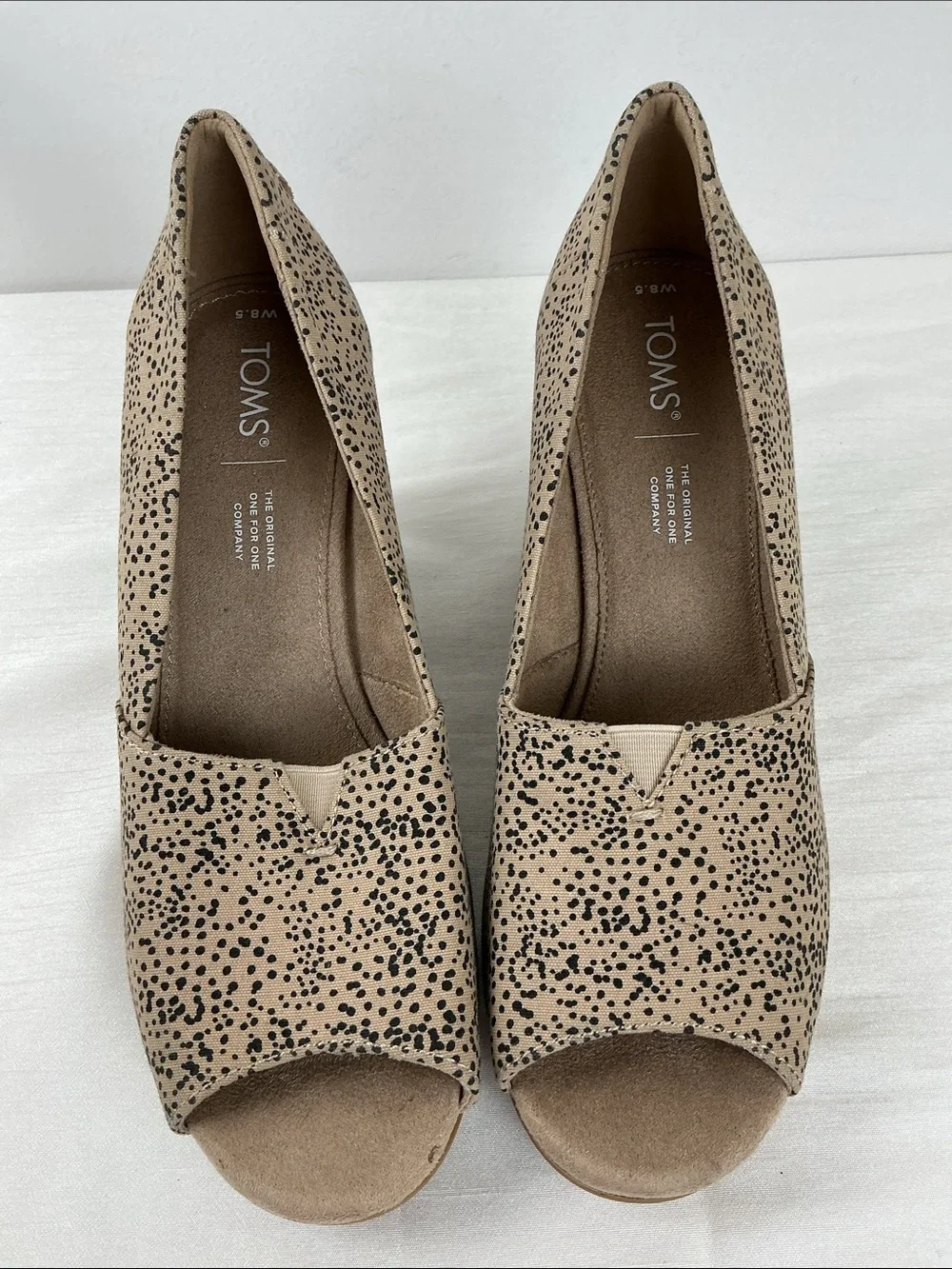 Toms beige canvas